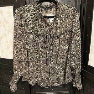 ⭐️ 2/$20 ⭐️ Black & Taupe Semi-Sheer Printed Blouse